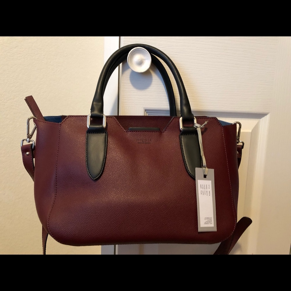 Nicole handbag purchased in Italy . All leather.